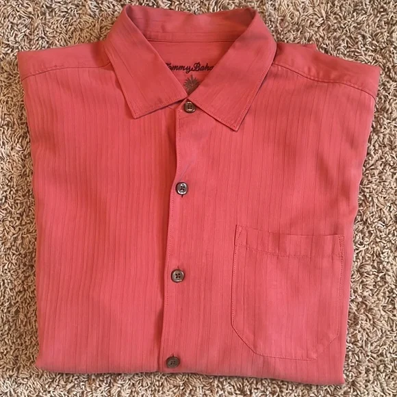 Tommy Bahama mens silk shirt - Picture 5 of 5